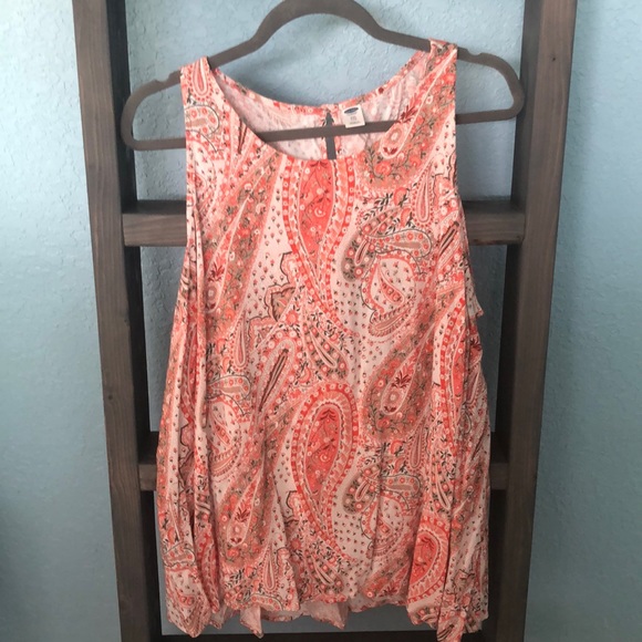 Tank - Picture 1 of 2